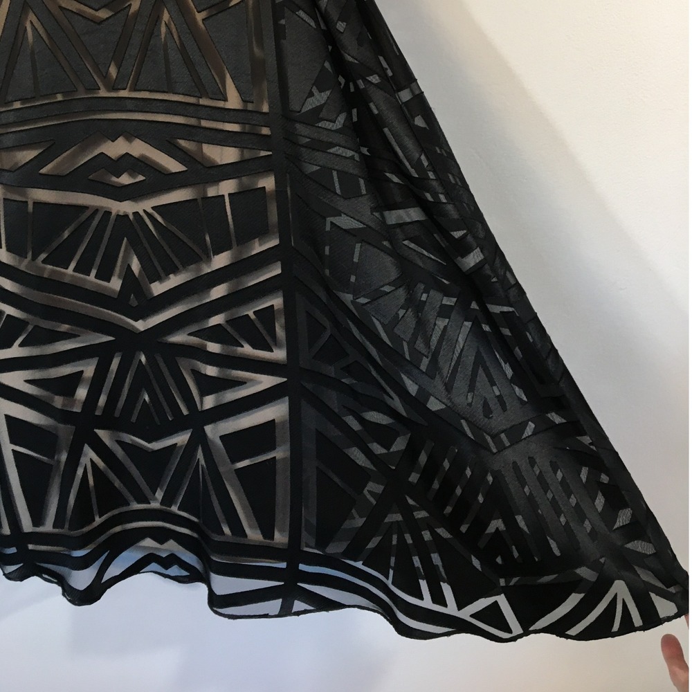 Vince Camuto Black‎ Geometric Burnout Overlay Sheer Mock Neck Cocktail Dress 10 - Picture 4 of 11